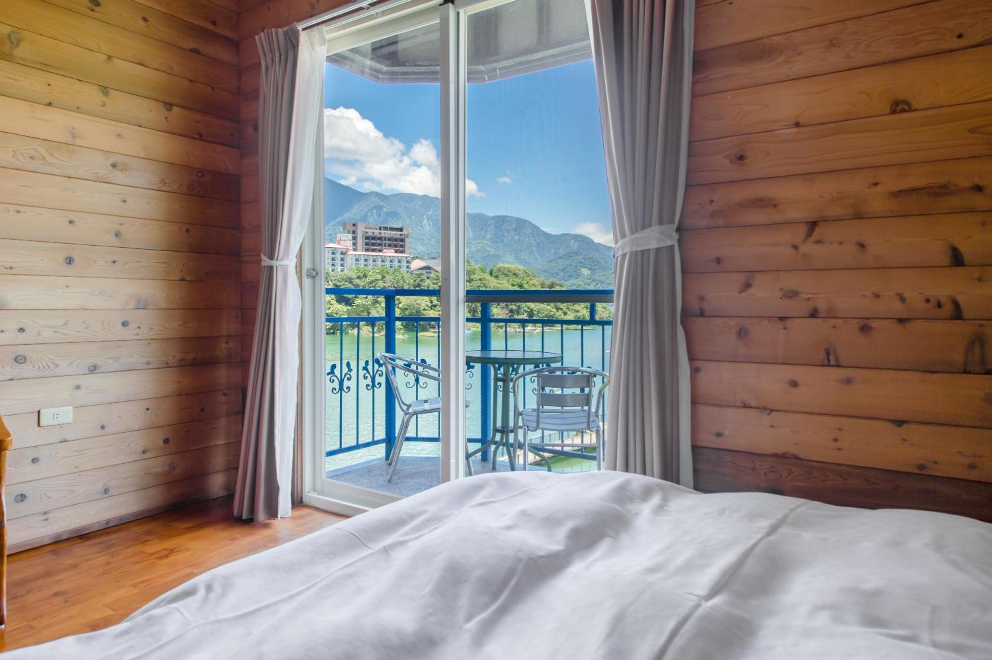Bishui Shanju Lakeside B&B Ючи Екстериор снимка