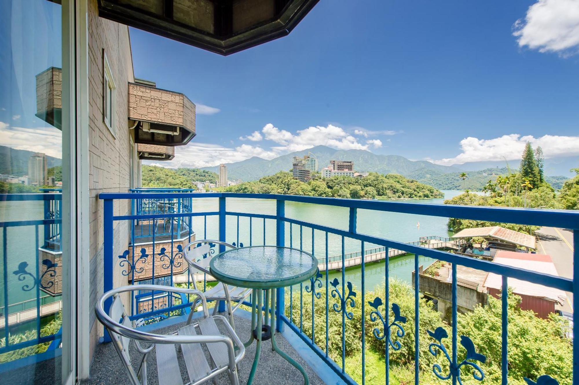 Bishui Shanju Lakeside B&B Ючи Екстериор снимка