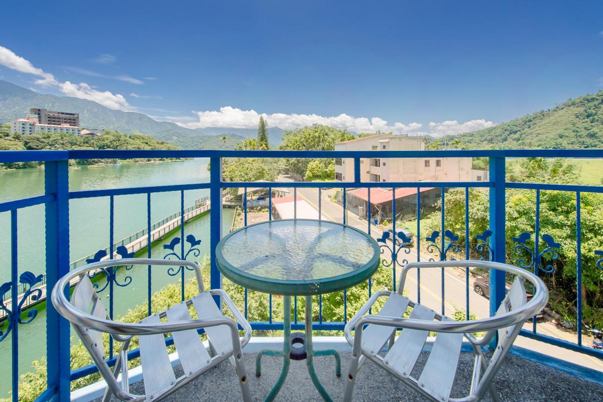 Bishui Shanju Lakeside B&B Ючи Екстериор снимка